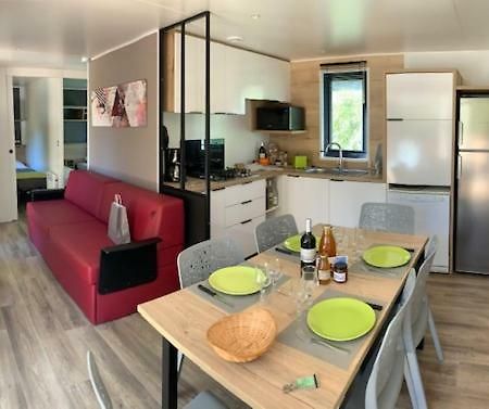 Camping Le Mas Des Sedaries Hotel Villefort  Eksteriør billede