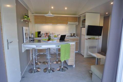 Camping Le Mas Des Sedaries Hotel Villefort  Eksteriør billede