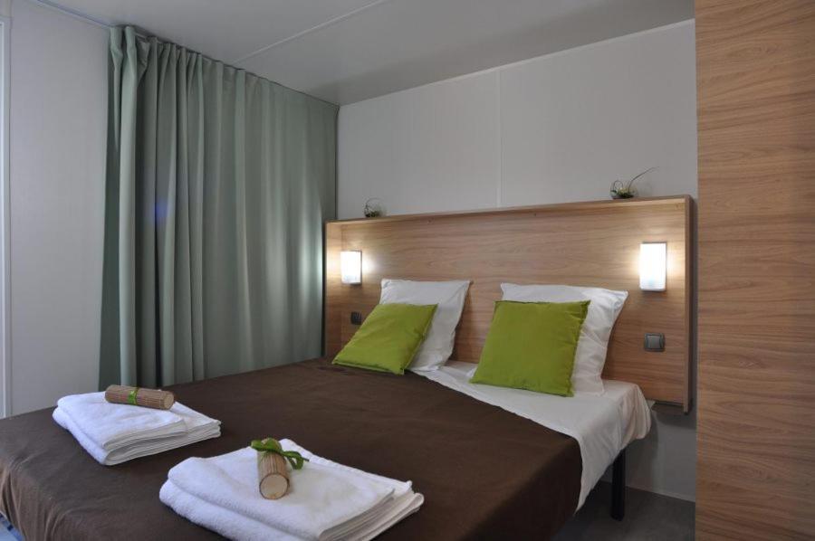 Camping Le Mas Des Sedaries Hotel Villefort  Eksteriør billede