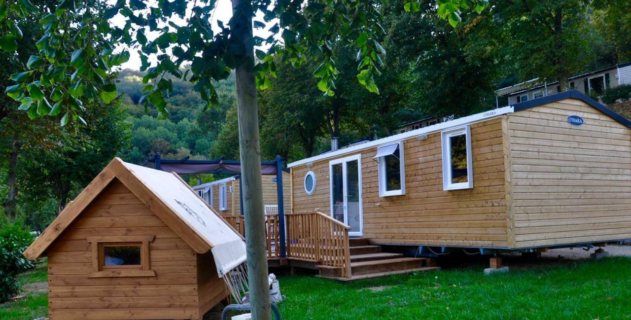Camping Le Mas Des Sedaries Hotel Villefort  Eksteriør billede