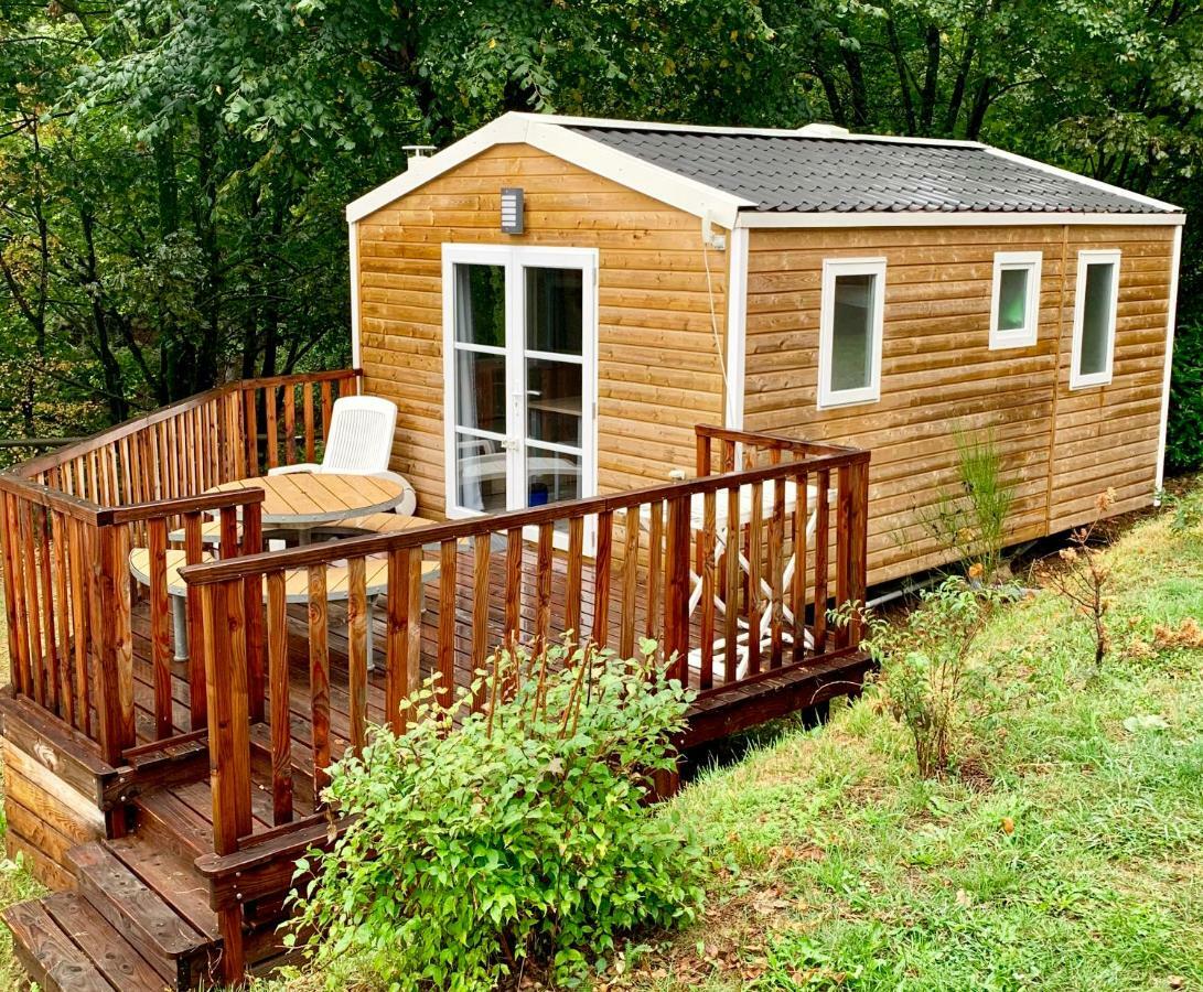 Camping Le Mas Des Sedaries Hotel Villefort  Eksteriør billede